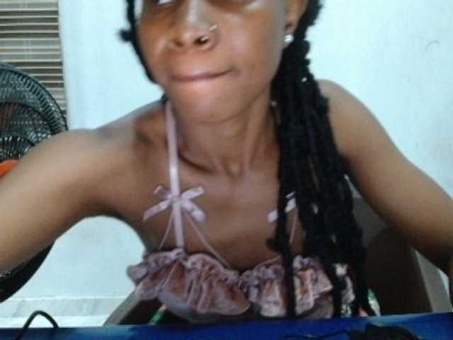 Cornxcunt live cam on BongaCams