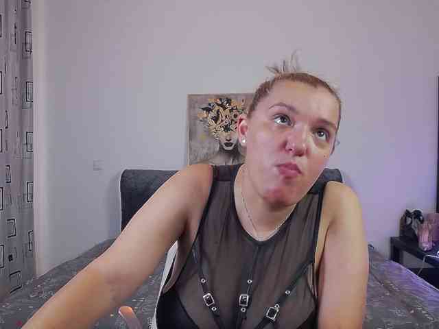 Modella: AlexaSharron