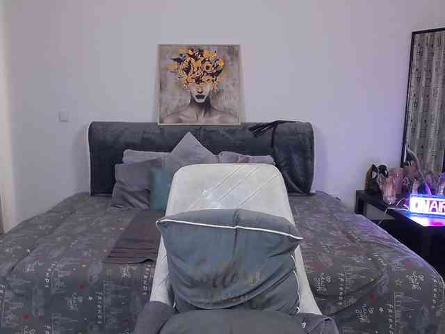 AlexaSharron webcam