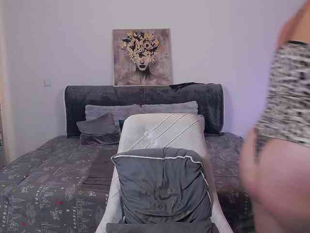 AlexaSharron webcam