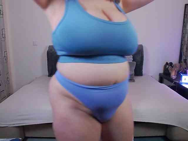 AlexaSharron webcam