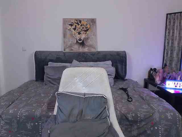 AlexaSharron webcam