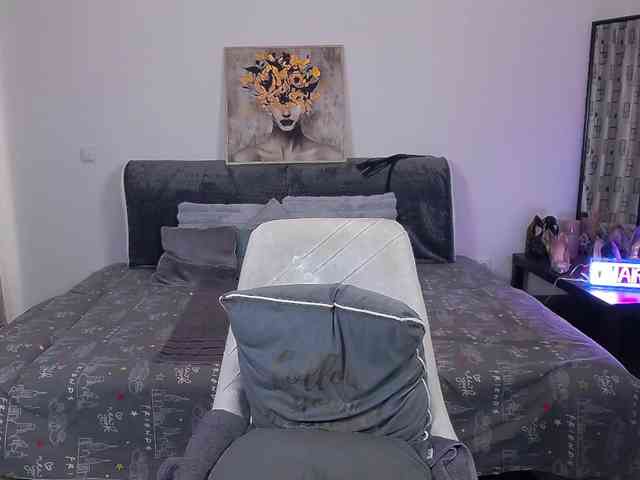 AlexaSharron webcam