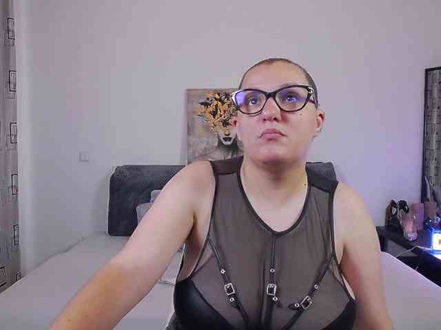 AlexaSharron webcam