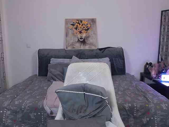 AlexaSharron webcam