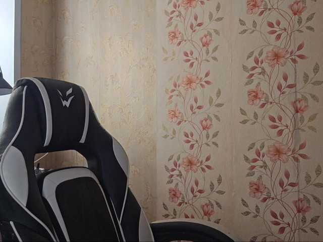 NickiCreagh live cam on BongaCams