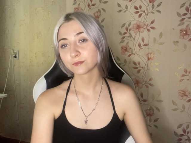 NickiCreagh live cam on BongaCams