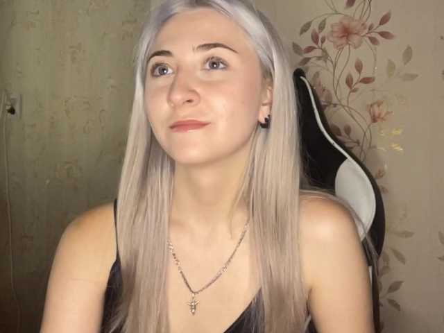 NickiCreagh live cam on BongaCams