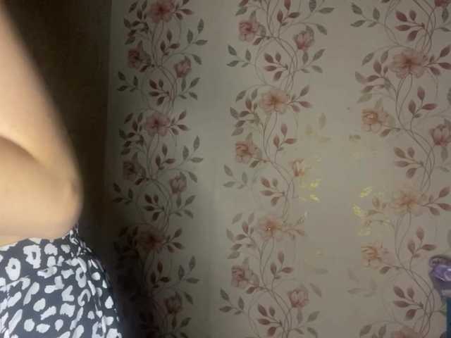 NickiCreagh live cam on BongaCams