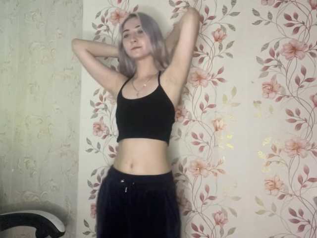 NickiCreagh live cam on BongaCams