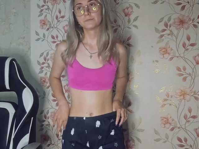 NickiCreagh live cam on BongaCams