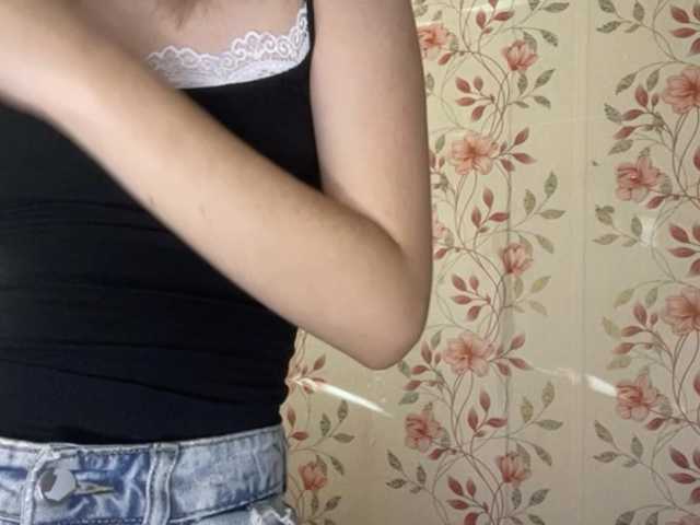 NickiCreagh live cam on BongaCams