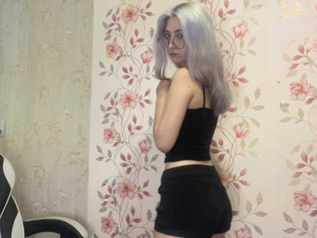 nickicreagh cam belle