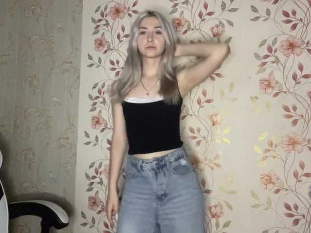 NickiCreagh live cam on BongaCams