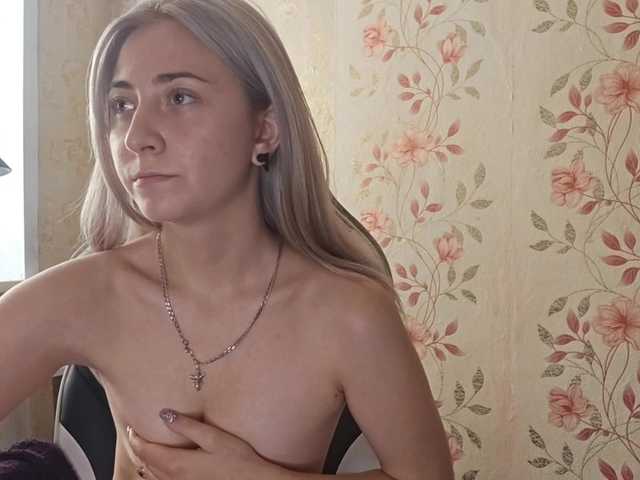 NickiCreagh live webcam show