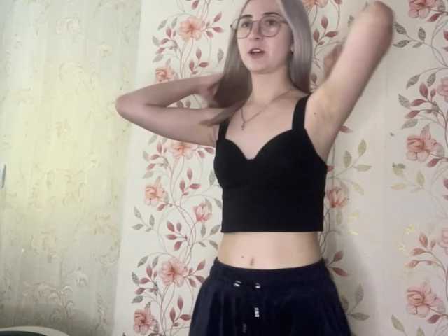 NickiCreagh live cam on BongaCams
