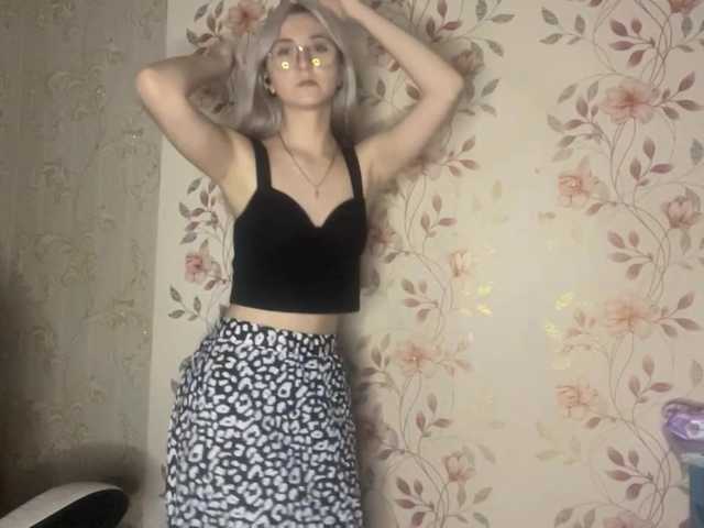 NickiCreagh live cam on BongaCams