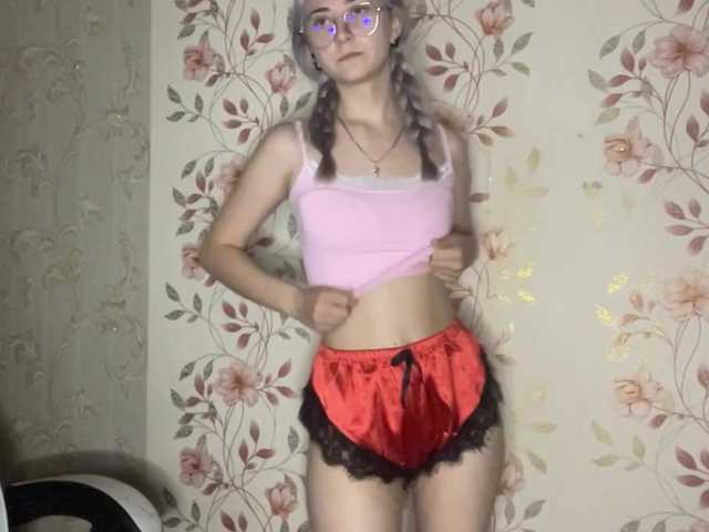 NickiCreagh live cam on BongaCams