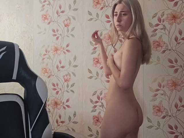 NickiCreagh live cam on BongaCams