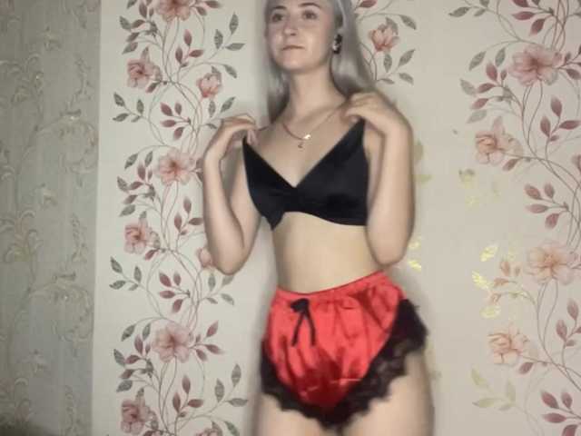 NickiCreagh live cam on BongaCams