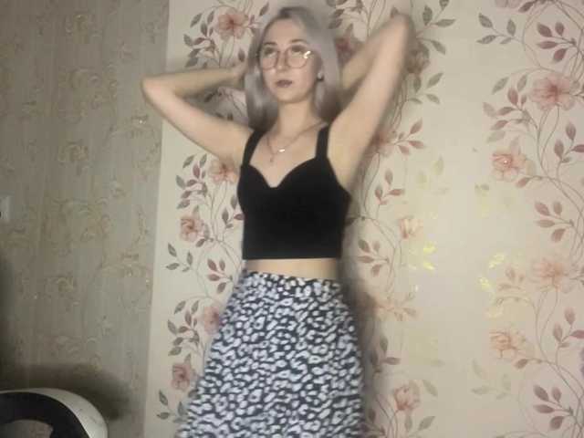 NickiCreagh live cam on BongaCams