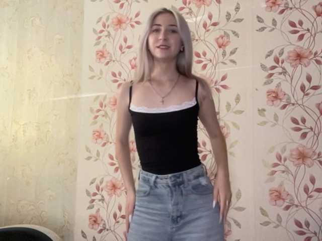 NickiCreagh live cam on BongaCams