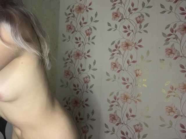 NickiCreagh live cam on BongaCams