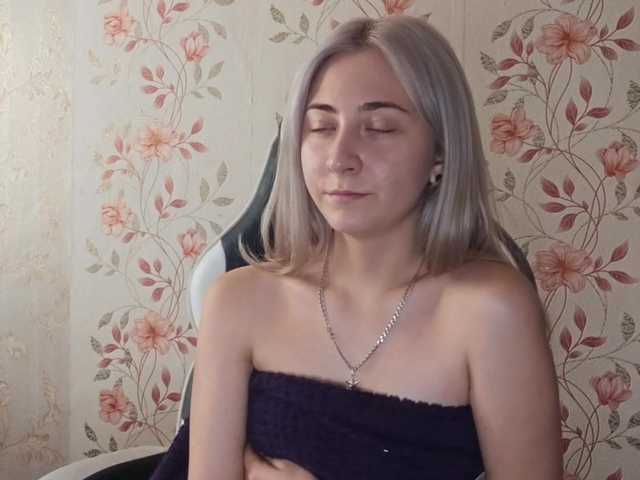 NickiCreagh live cam on BongaCams