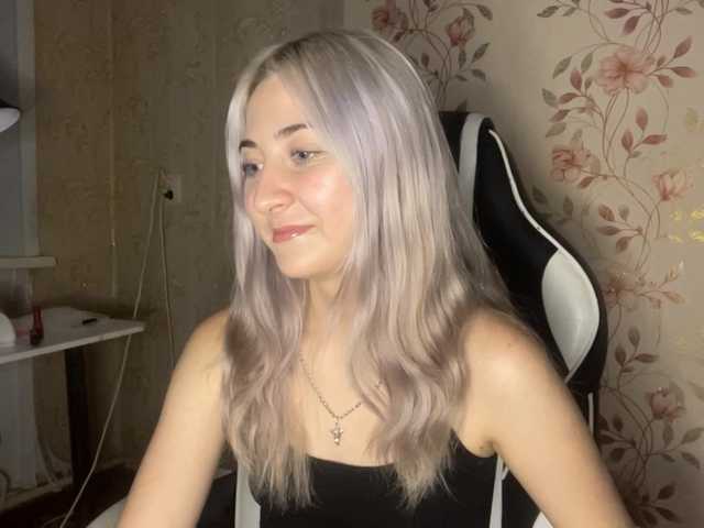 NickiCreagh live cam on BongaCams