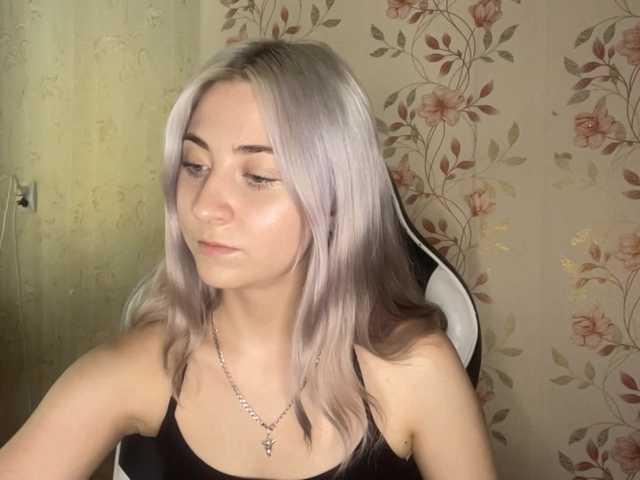 NickiCreagh live cam on BongaCams
