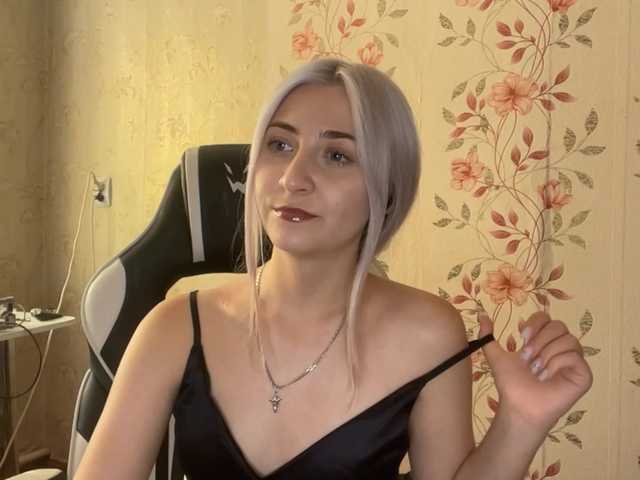 NickiCreagh live cam on BongaCams