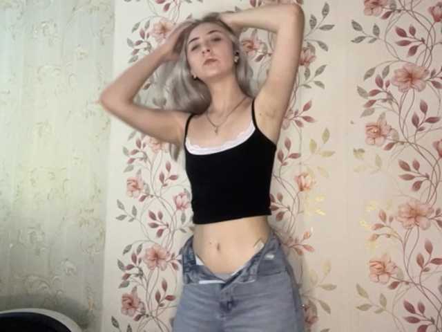 NickiCreagh live cam on BongaCams