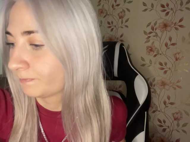 NickiCreagh live cam on BongaCams