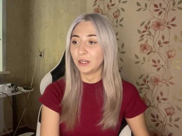 NickiCreagh live cam on BongaCams