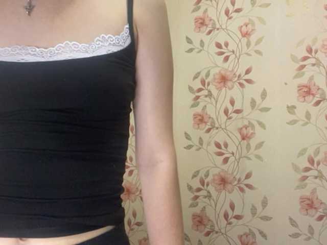 NickiCreagh live cam on BongaCams
