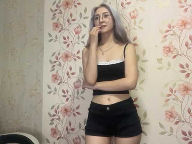 NickiCreagh live cam on BongaCams