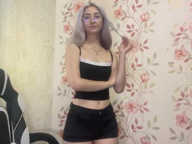 NickiCreagh live cam on BongaCams