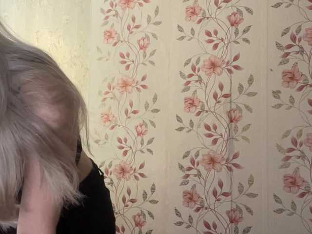NickiCreagh live cam on BongaCams