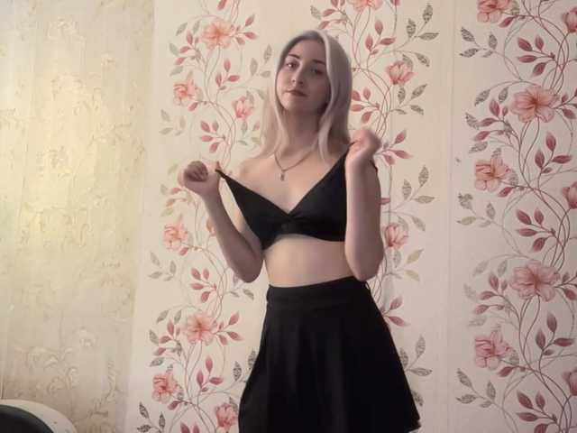 NickiCreagh live cam on BongaCams