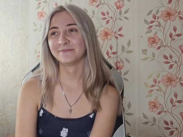 NickiCreagh live webcam show