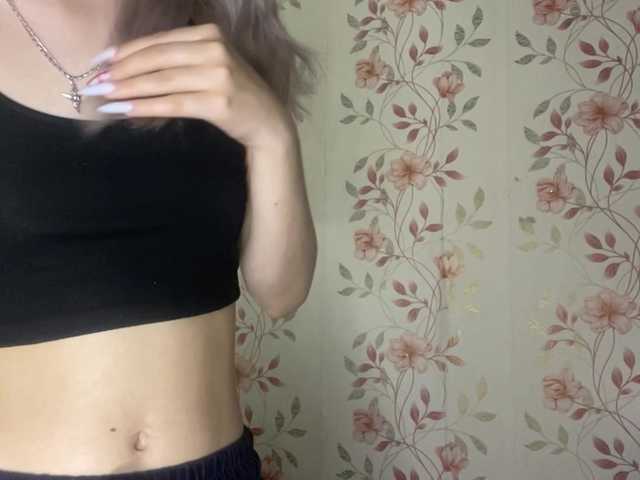 NickiCreagh live cam on BongaCams