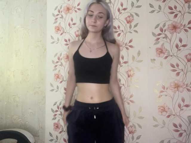 NickiCreagh live cam on BongaCams