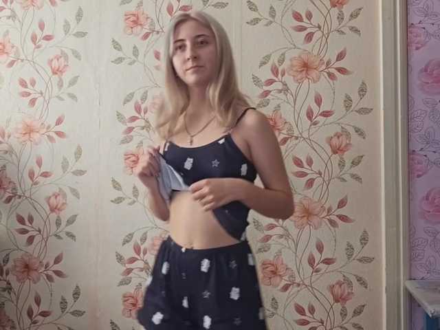NickiCreagh live webcam show