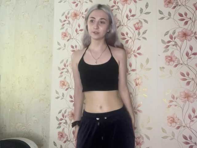 NickiCreagh live cam on BongaCams