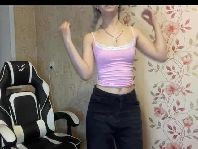 NickiCreagh live cam on BongaCams