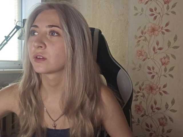 NickiCreagh live webcam show