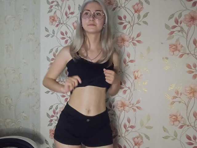 NickiCreagh live cam on BongaCams