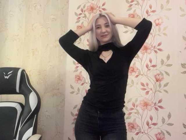 NickiCreagh live cam on BongaCams