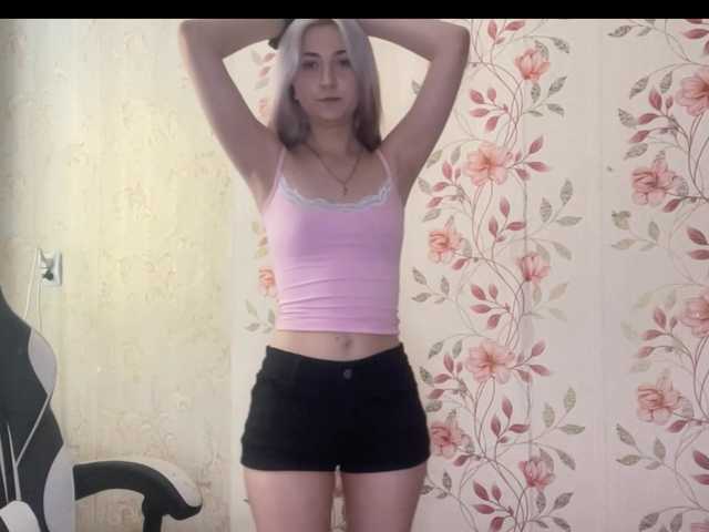 NickiCreagh live cam on BongaCams