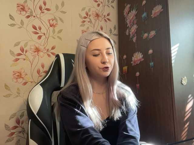 nickicreagh live sex